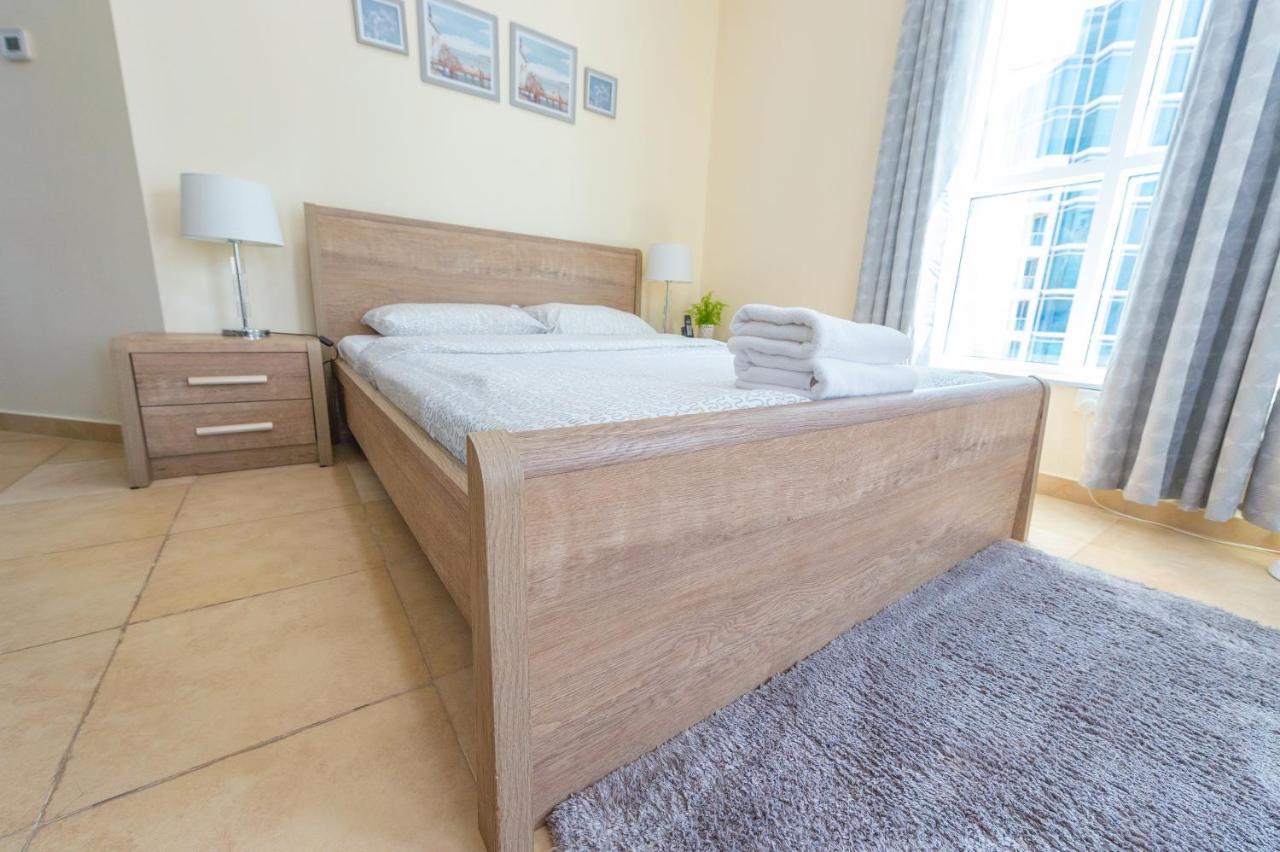 Luxury Escapes - Modern Budget Studio With Balcony In Jlt! Dubaj Kültér fotó